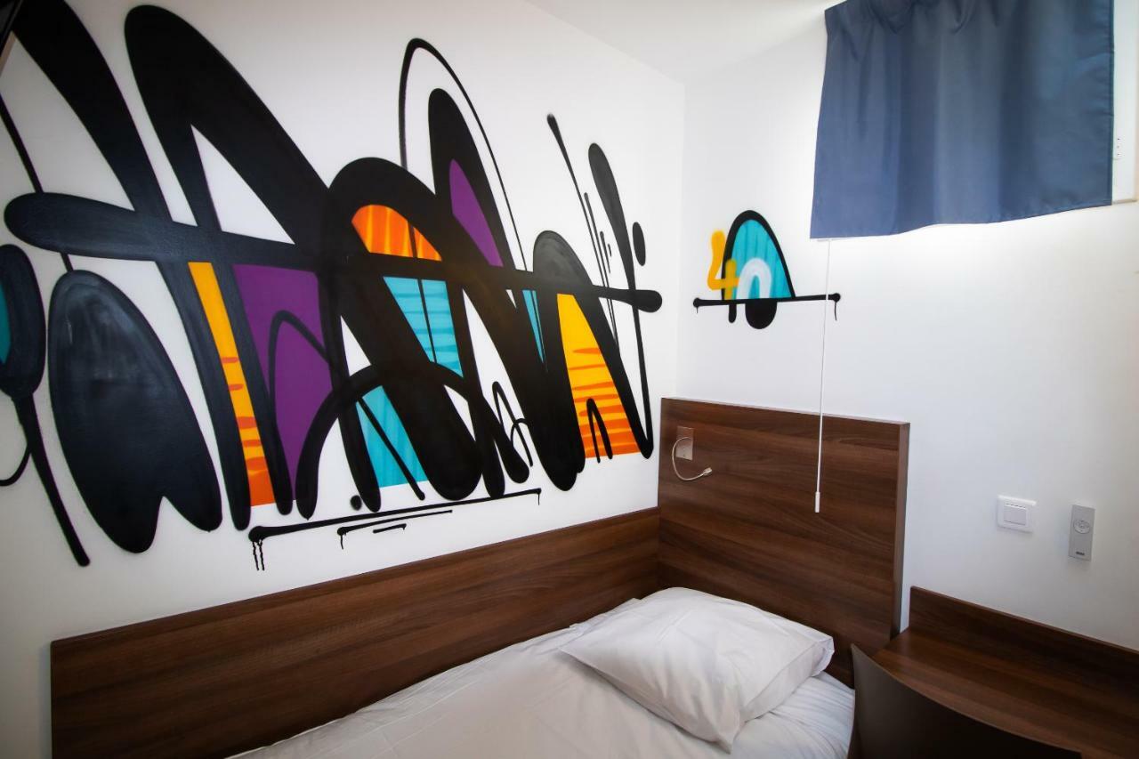 טולוז Hotel Le Pastel מראה חיצוני תמונה